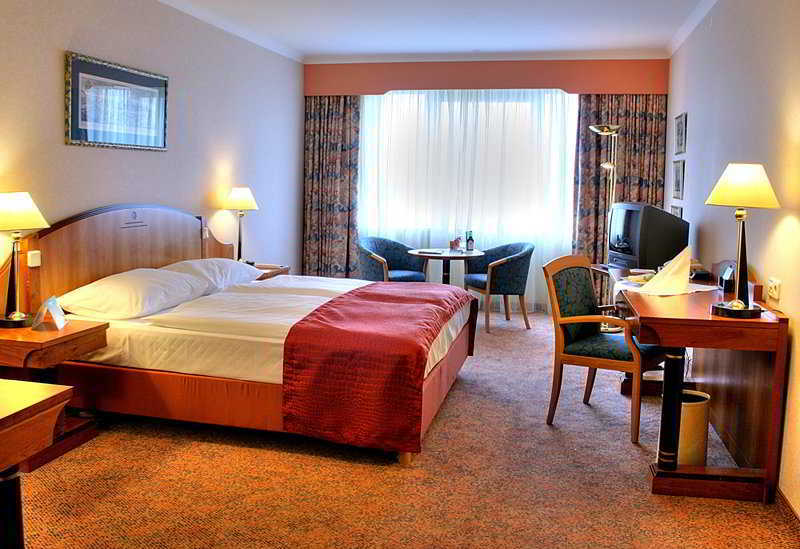 Hilton Garden South 4* Vienna