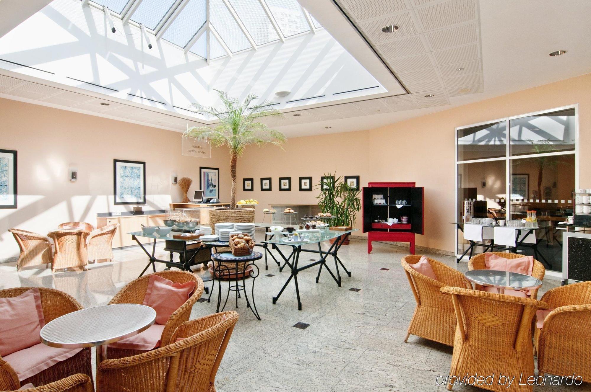 Hotel Hilton Garden South Wien